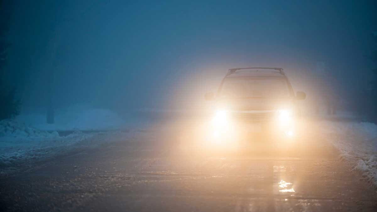 How To Use Car Headlights Correctly